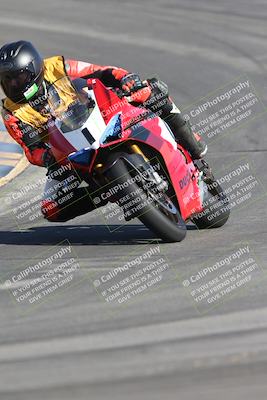 media/May-10-2025-Race Pace (Sat) [[db32fef2da]]/Vested/2-Turns 9 and 10 (810am)/